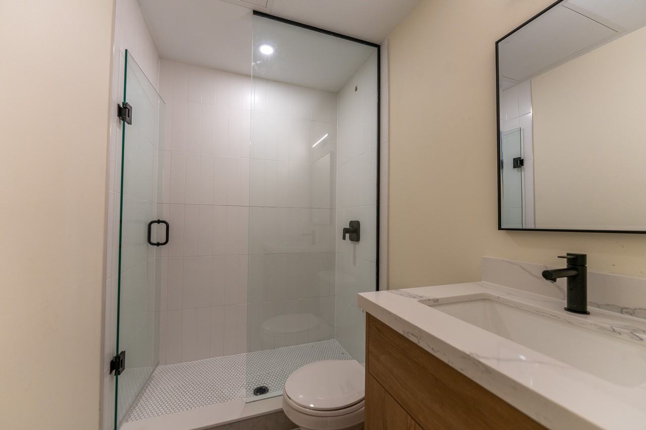 11 Robert St - Photo 3 of 13