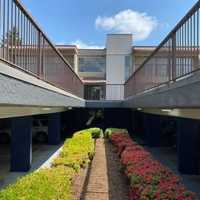 featured image of 33452 Tessaro Cres