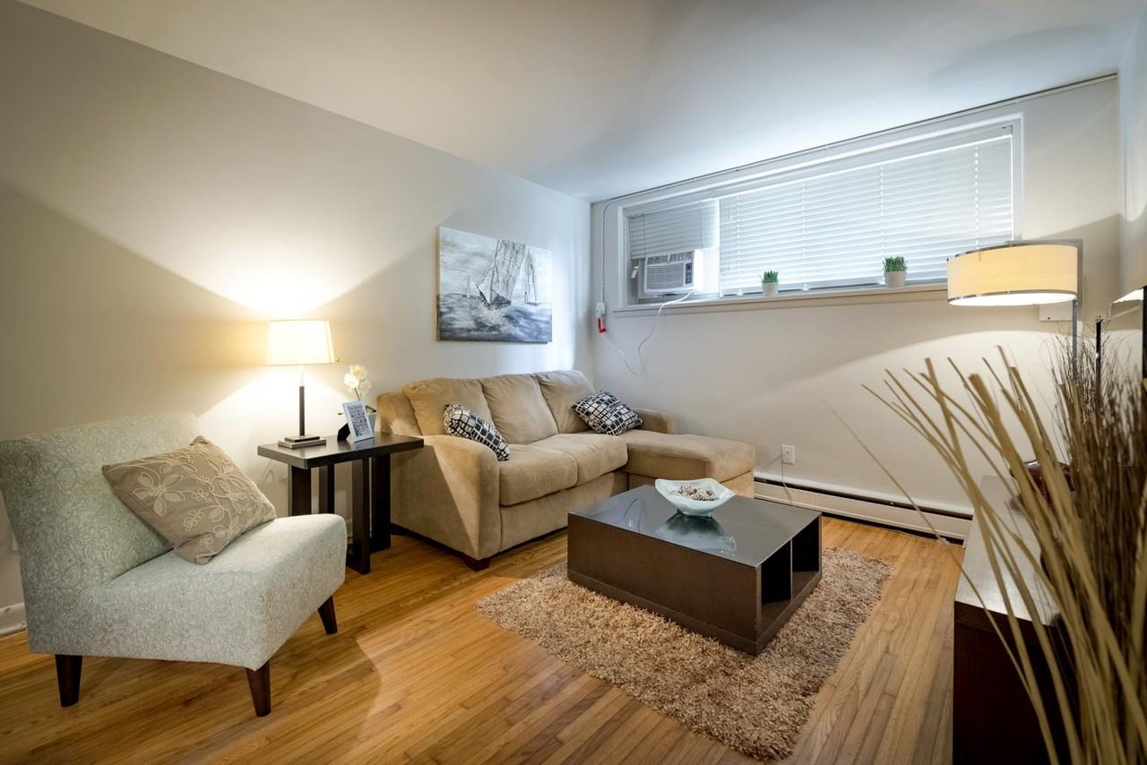 Fay Ellen Apartments - Photo 2 of 8