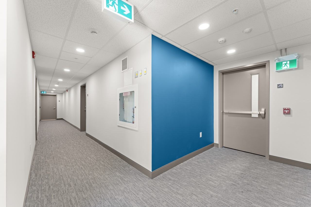 Faculty47 - Photo 5 of 40