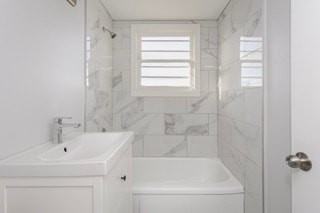 Centro 1 by Suncap - Photo 7 of 50