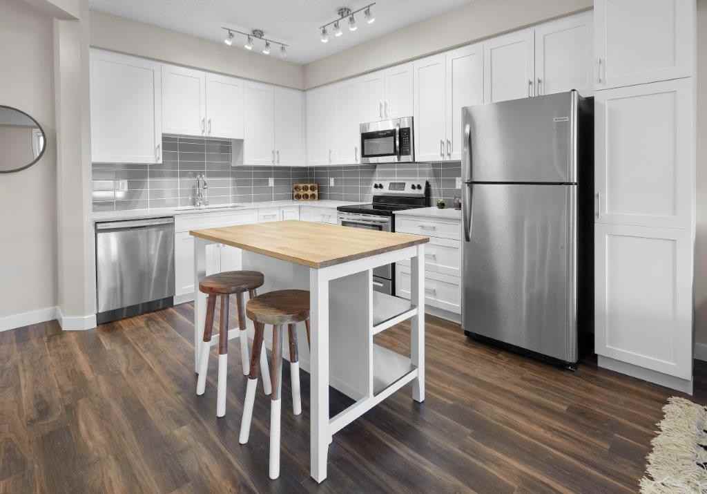 Harmony at the Market - Photo 6 of 20