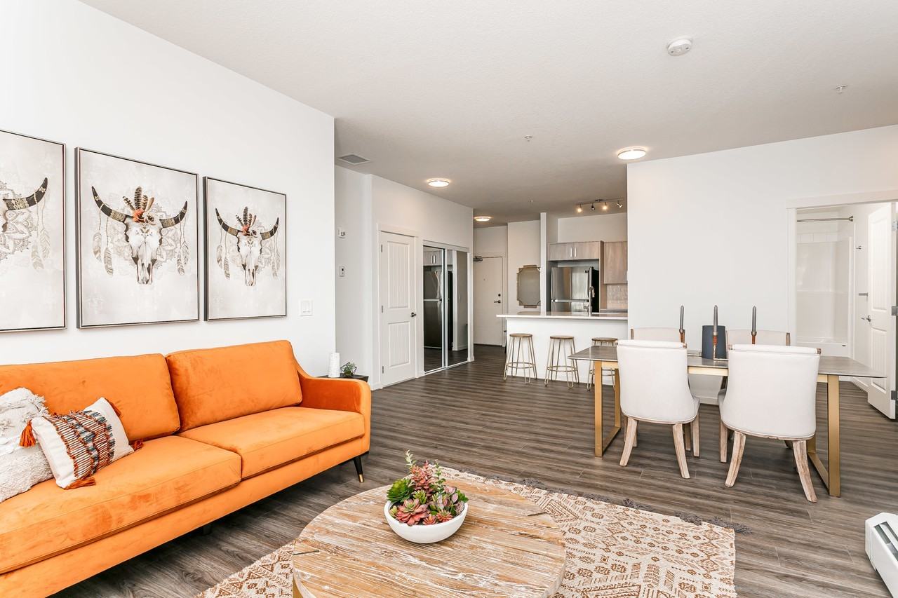 The Hat at Five Corners - Photo 6 of 50