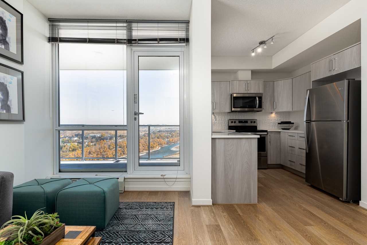 The Hat at East Village - Photo 2 of 50