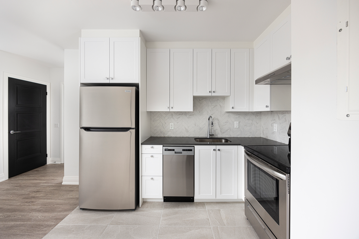 2701 EGLINTON AVE W - Photo 2 of 12