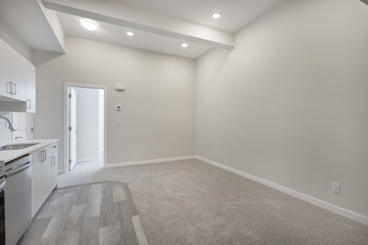 213-B Walcrest Way SE - Photo 4 of 10