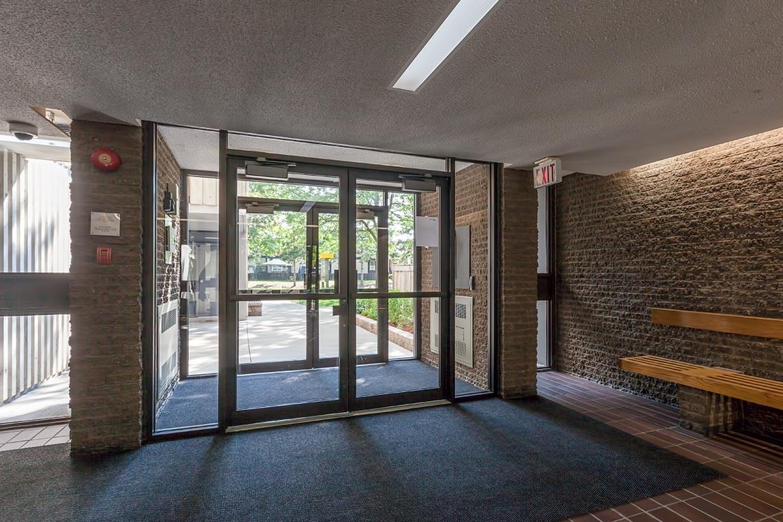 3301 Uplands Dr. - Photo 5 of 19