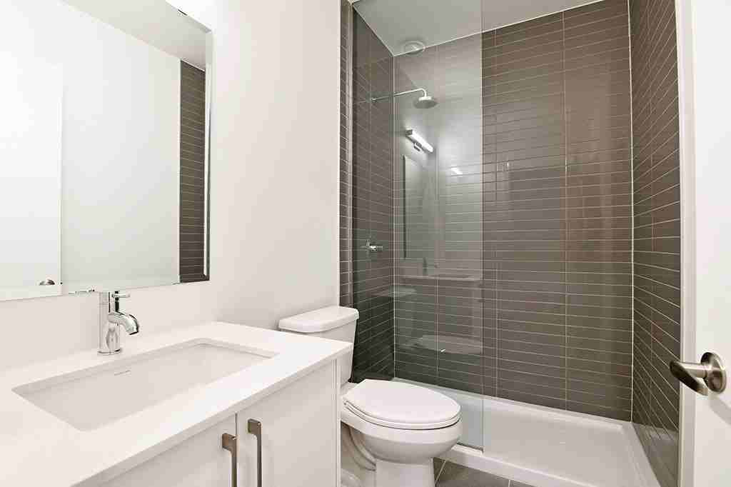 Fifth + Bank - Photo 7 of 13