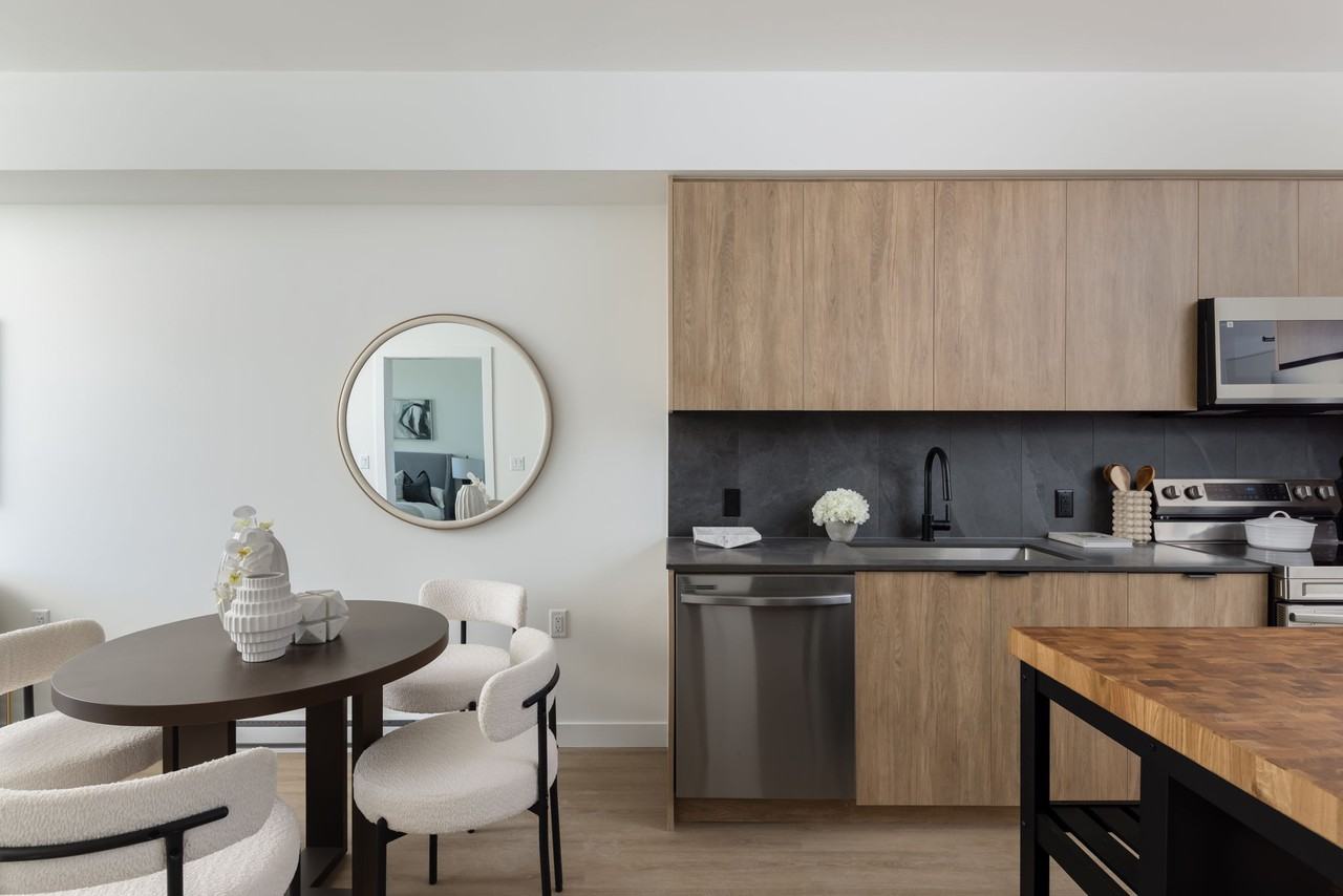 The Lydia - Photo 5 of 34