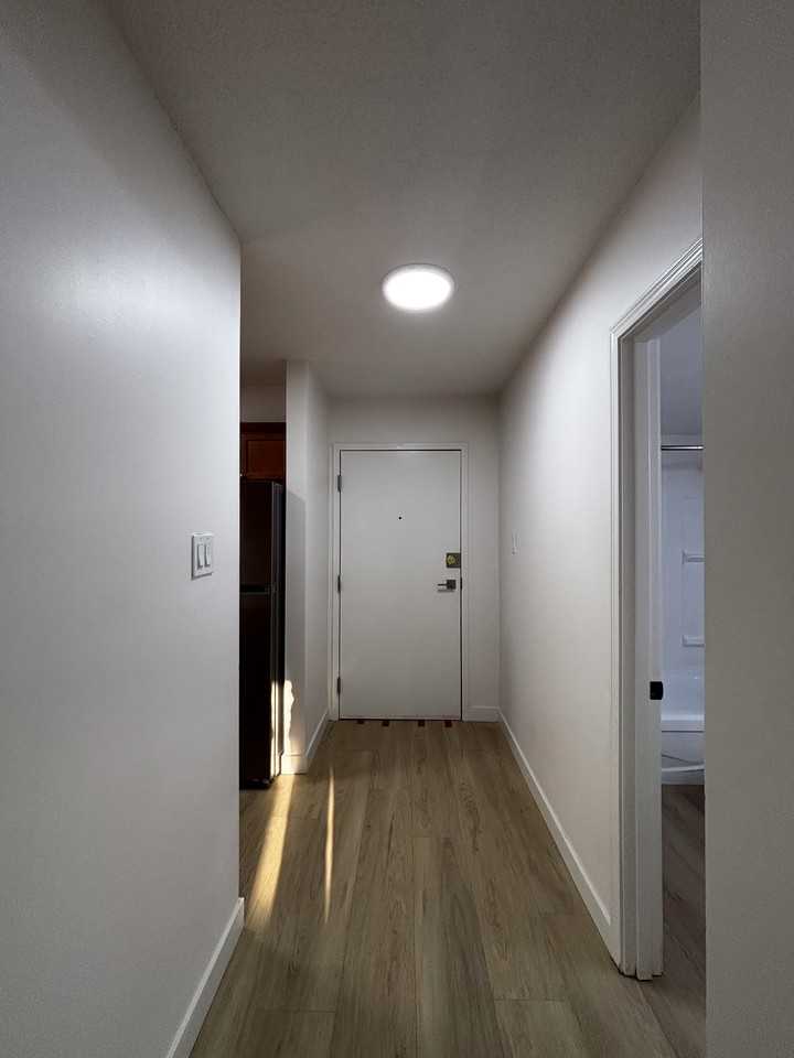 The Mews – MGM - Photo 4 of 19