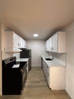 featured image of 690 28th St W