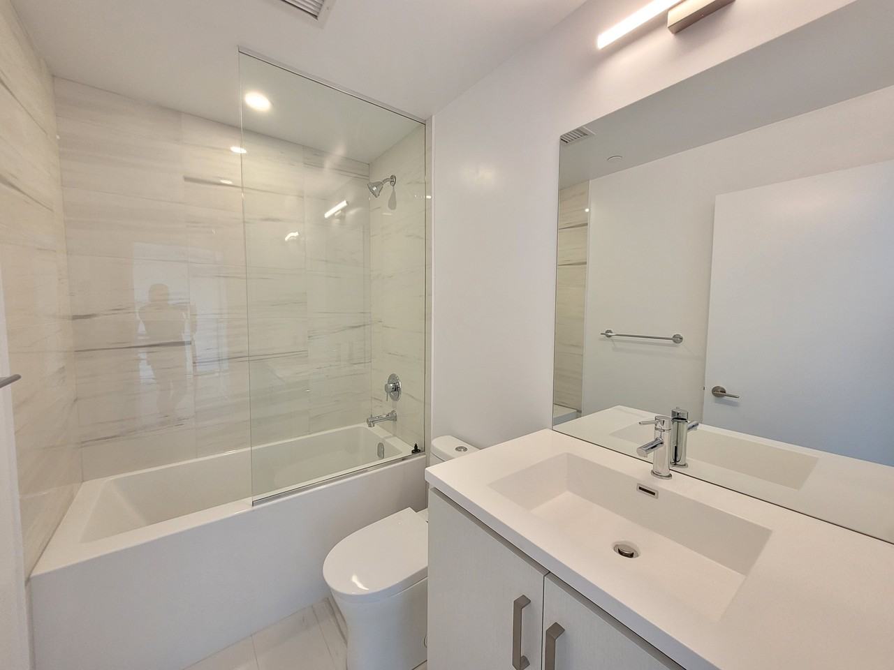 Mobilio - Photo 5 of 50