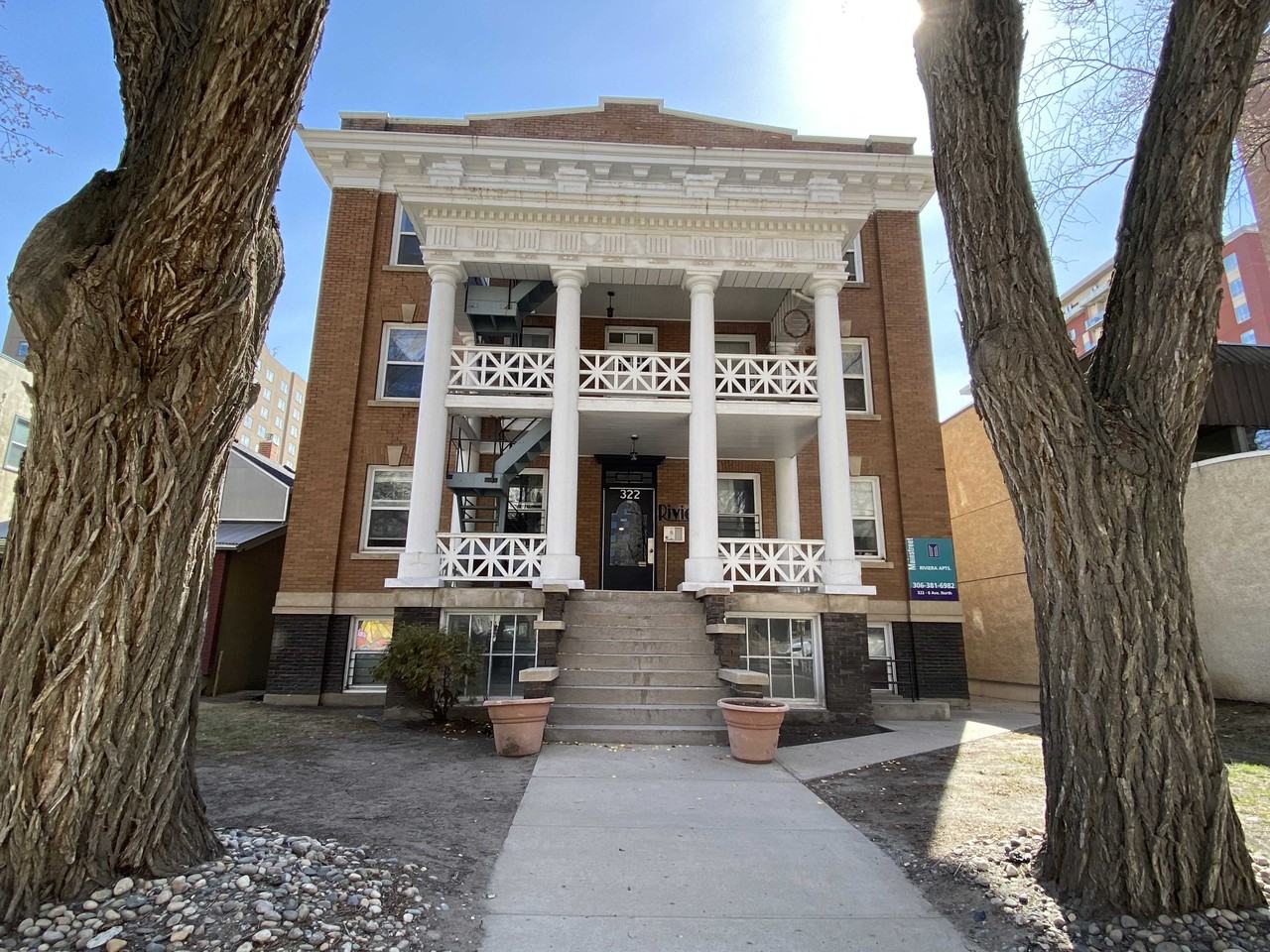 Riviera Apartments - Photo 2 of 17