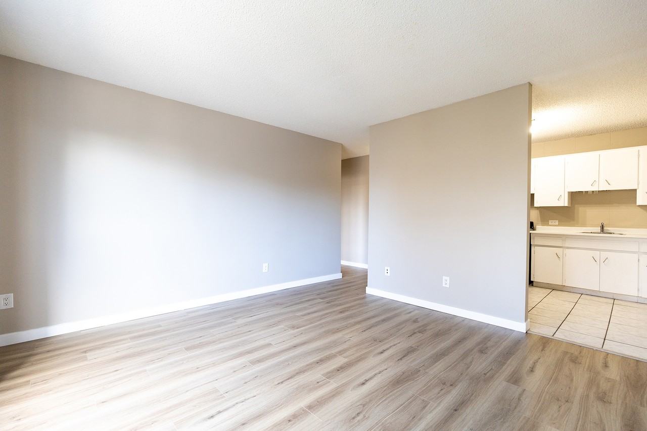 Residences at Portage Commons - Photo 5 of 8