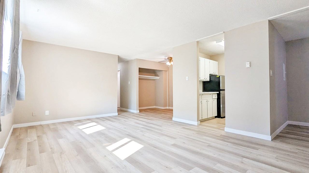 Forestview Heights Apartments - Photo 5 of 12