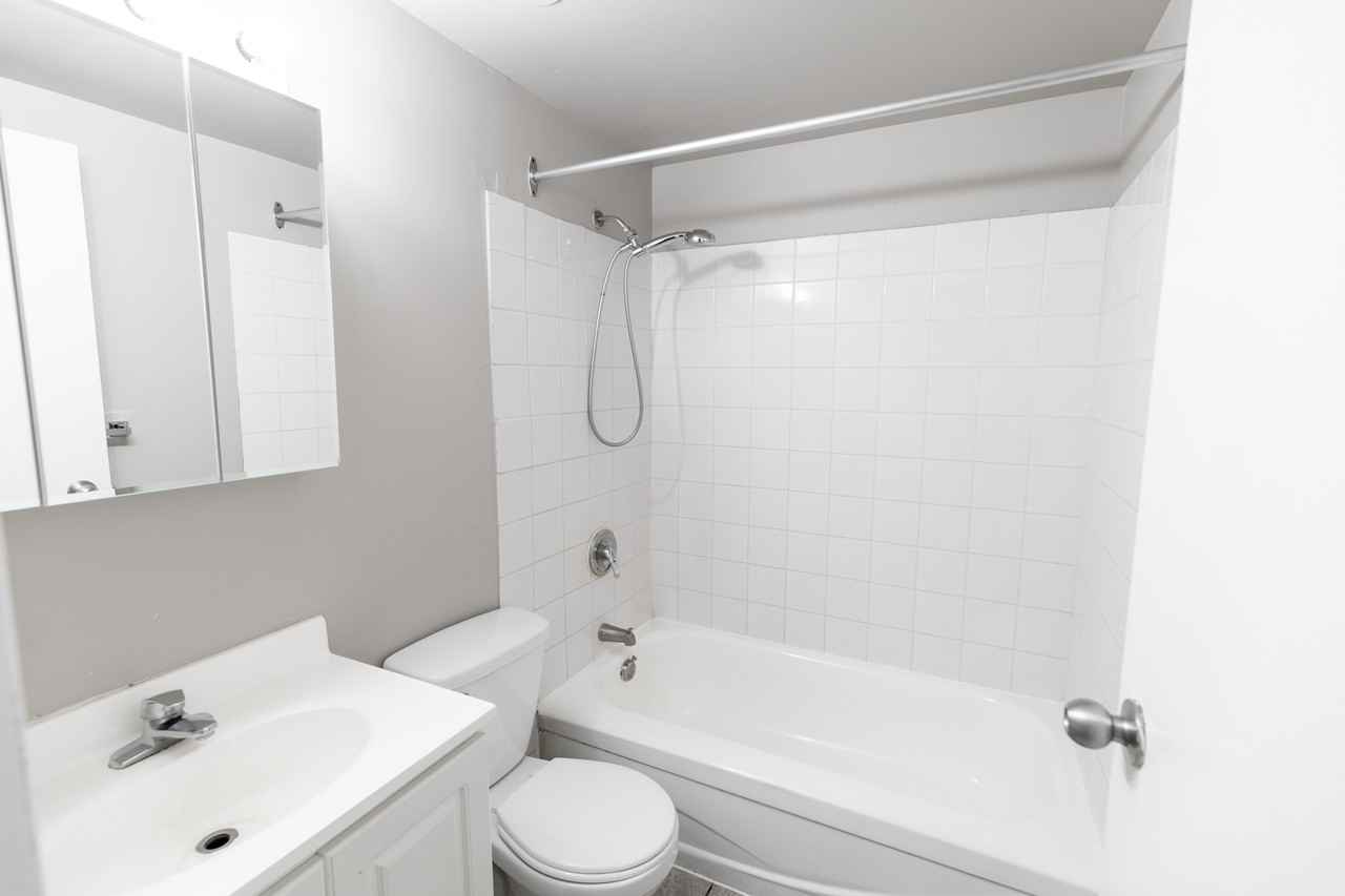 Gateway Manor Apartments - Photo 5 of 11