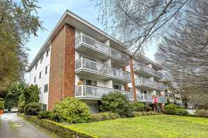 featured image of 455 Superior St