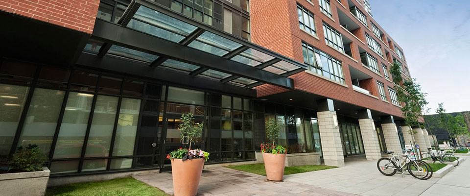 WESTQ - Photo 3 of 37