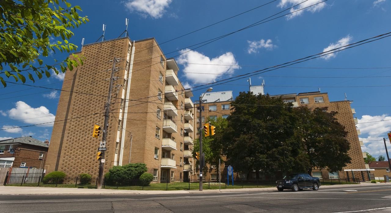 Collegiate Court - Photo 6 of 6