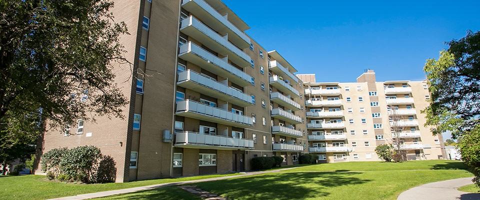 St. Andrews Towers East - Photo 6 of 8