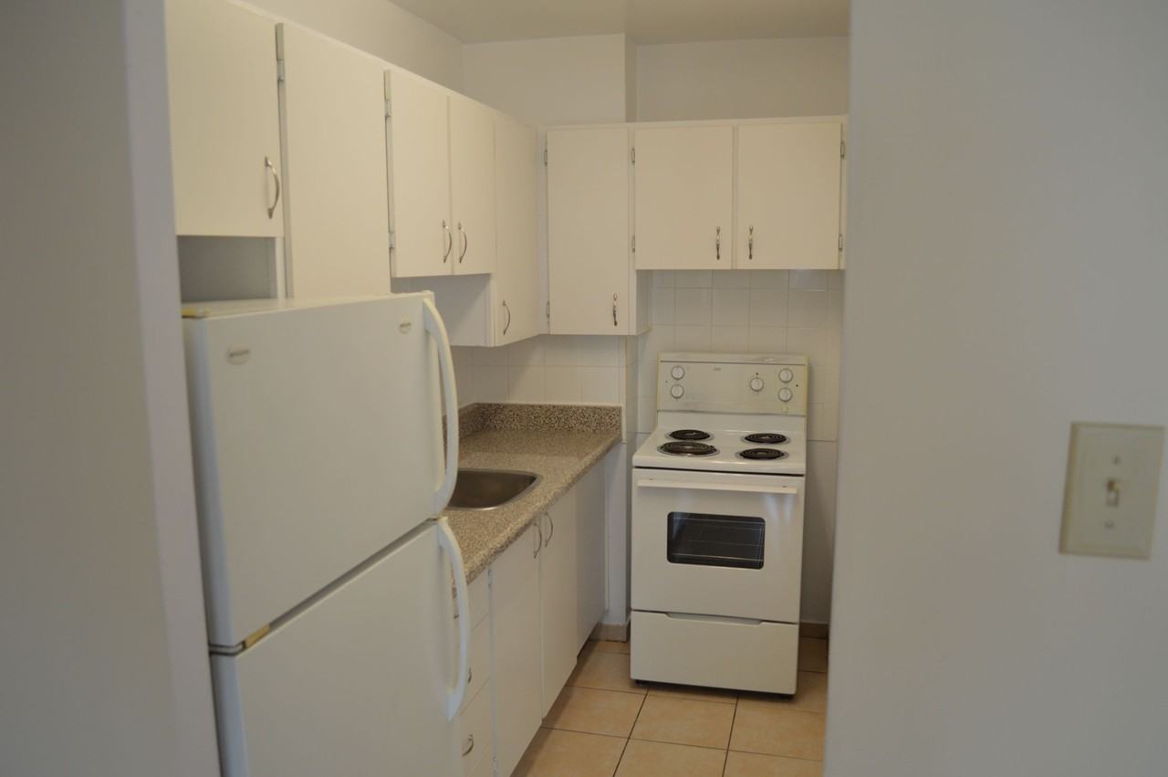 Sherbourne Complex - Photo 3 of 7