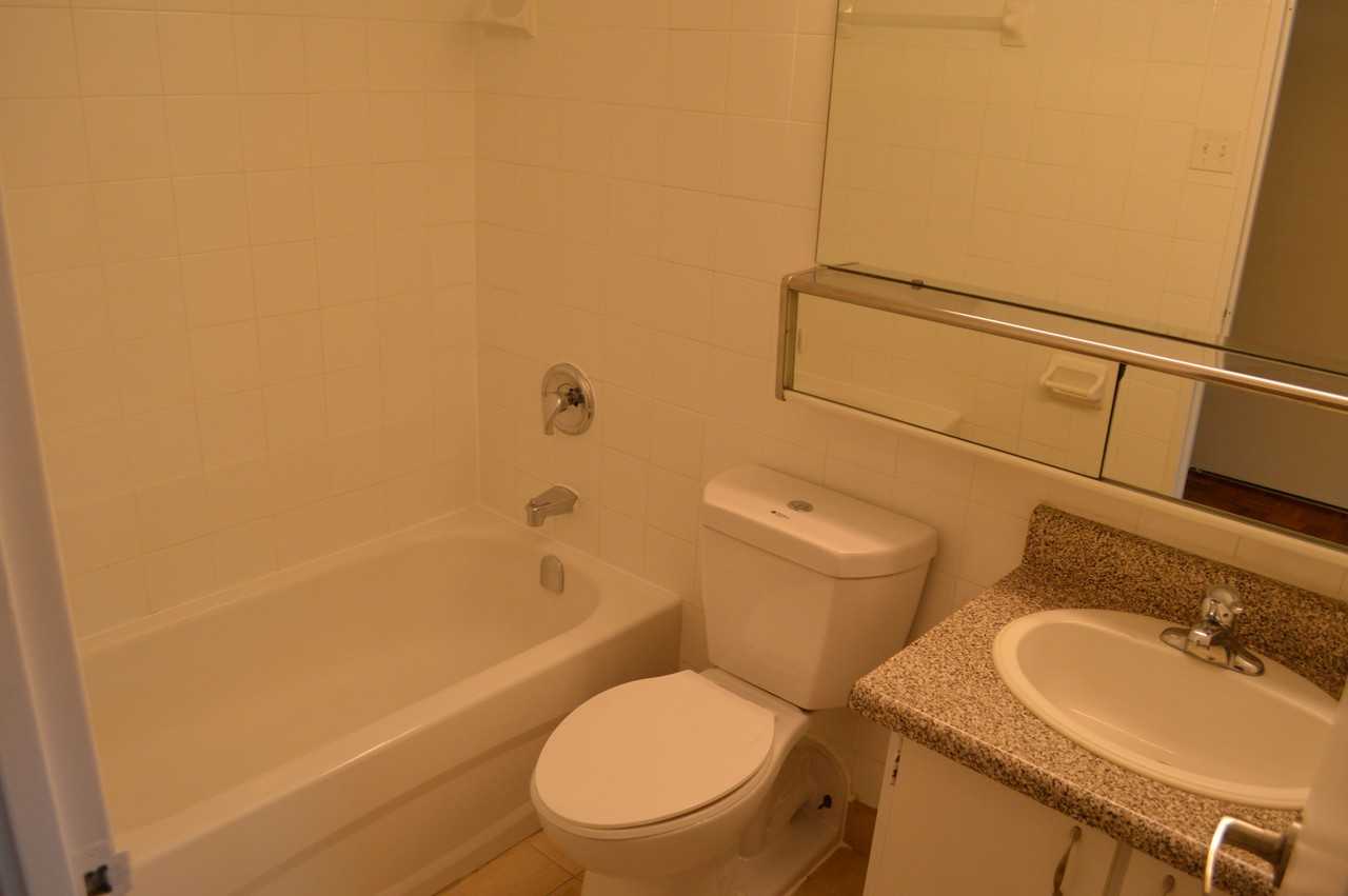 Sherbourne Complex - Photo 4 of 7