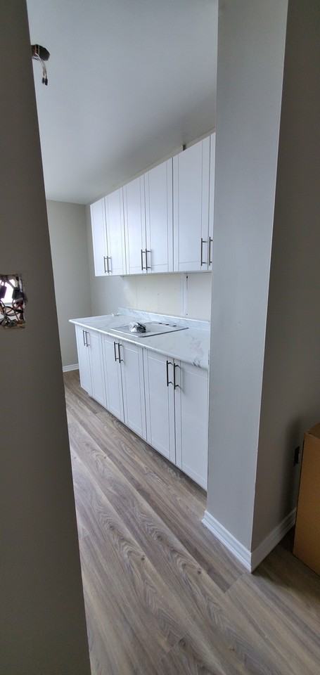 1040 Cedar St. and 280 Wentworth St. - Photo 4 of 15