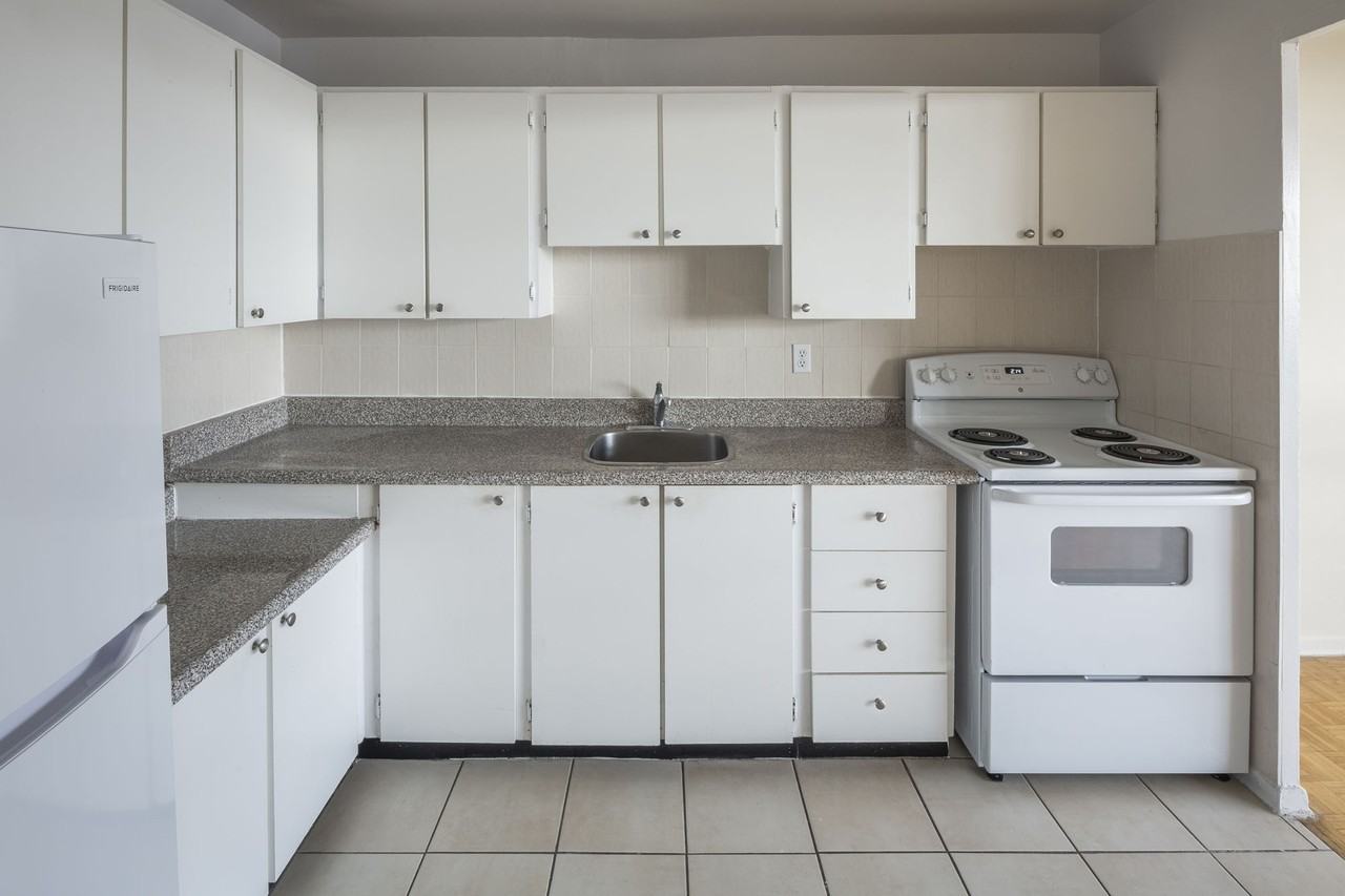 560 Birchmount Road - Photo 5 of 10