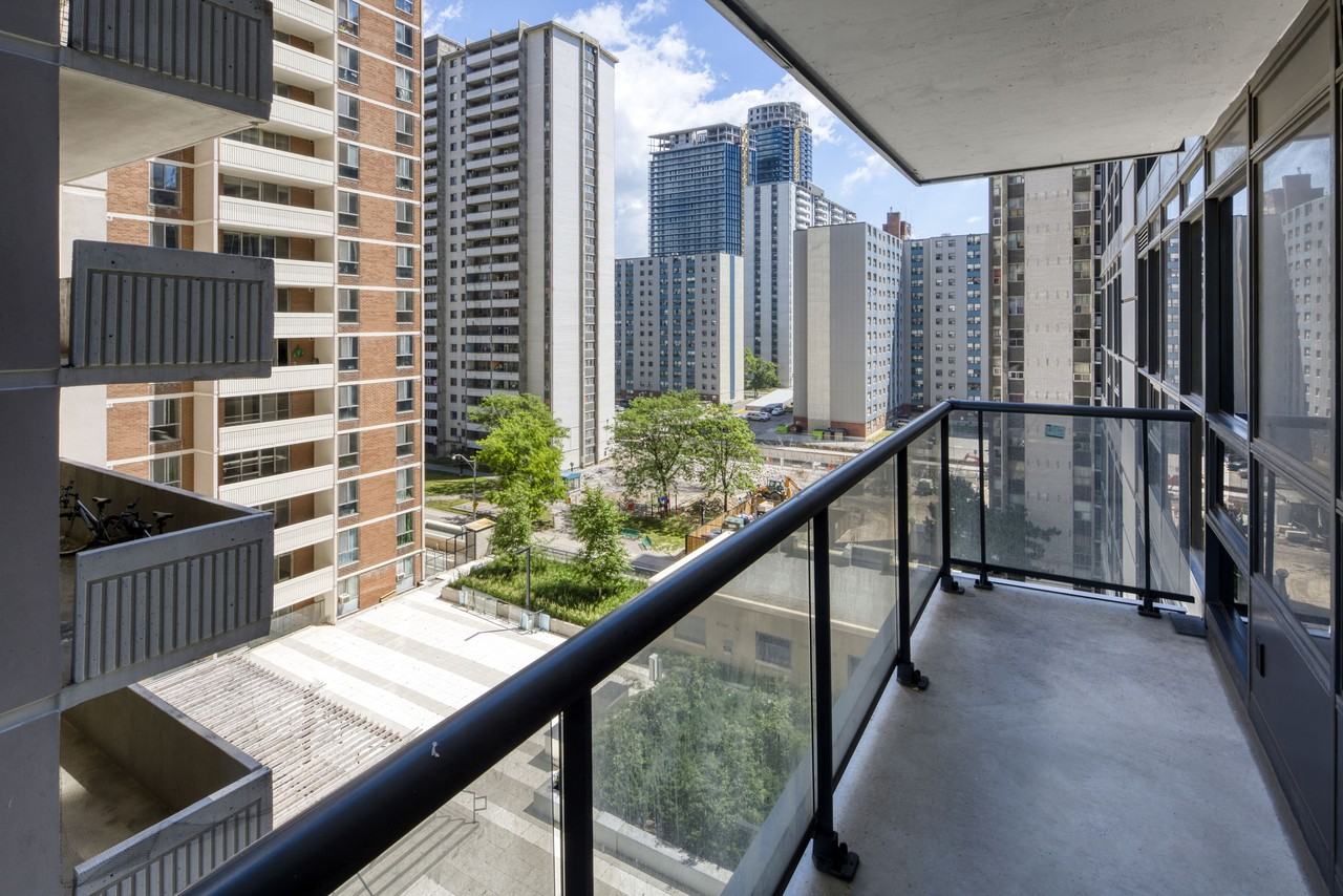 561 Sherbourne - Photo 4 of 15