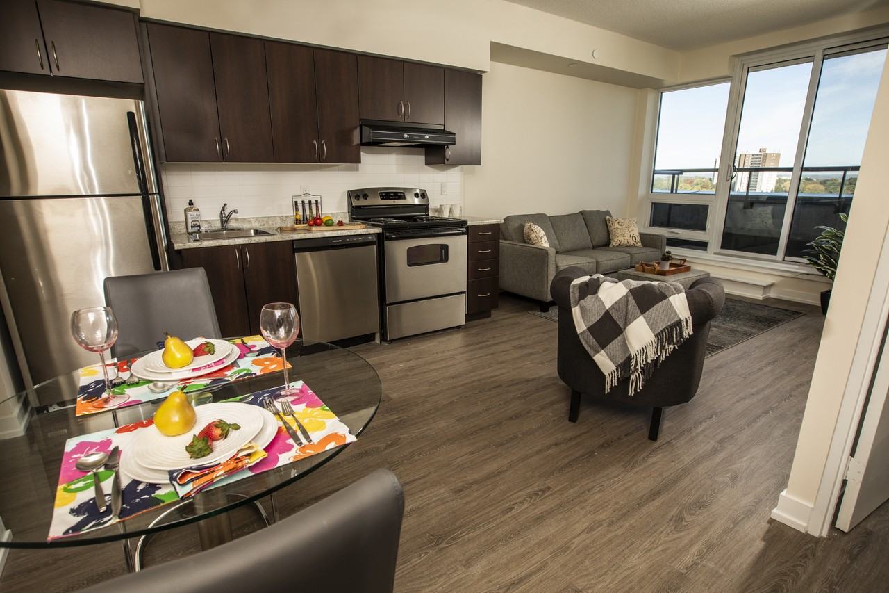 420 Harwood Ave S - Photo 3 of 24