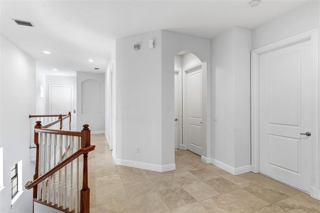 7535 Old Thyme Ct - Photo 4 of 38