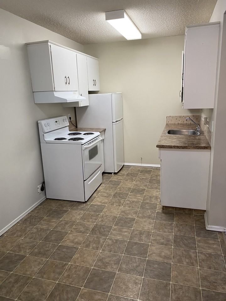 Vista on 78th - 1 Month Free! - Photo 7 of 21