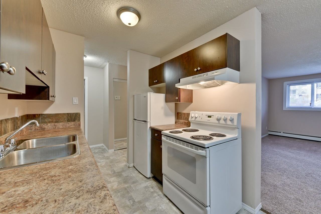 MacKenzie Apartments - Photo 5 of 18