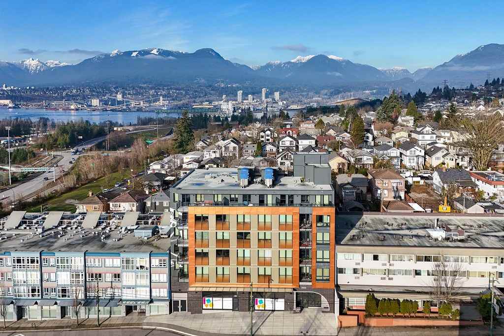 Narrows - Photo 3 of 50