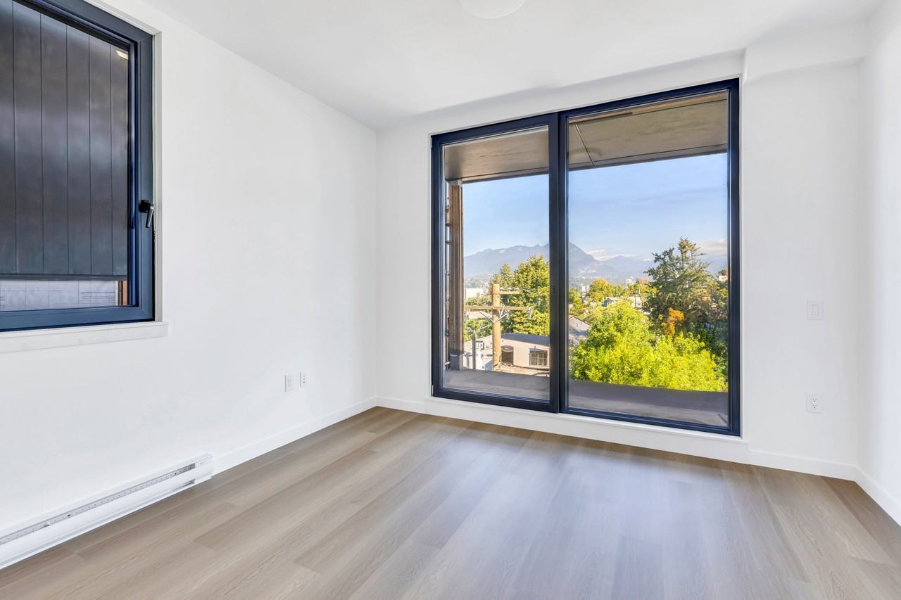 Narrows - Photo 7 of 50