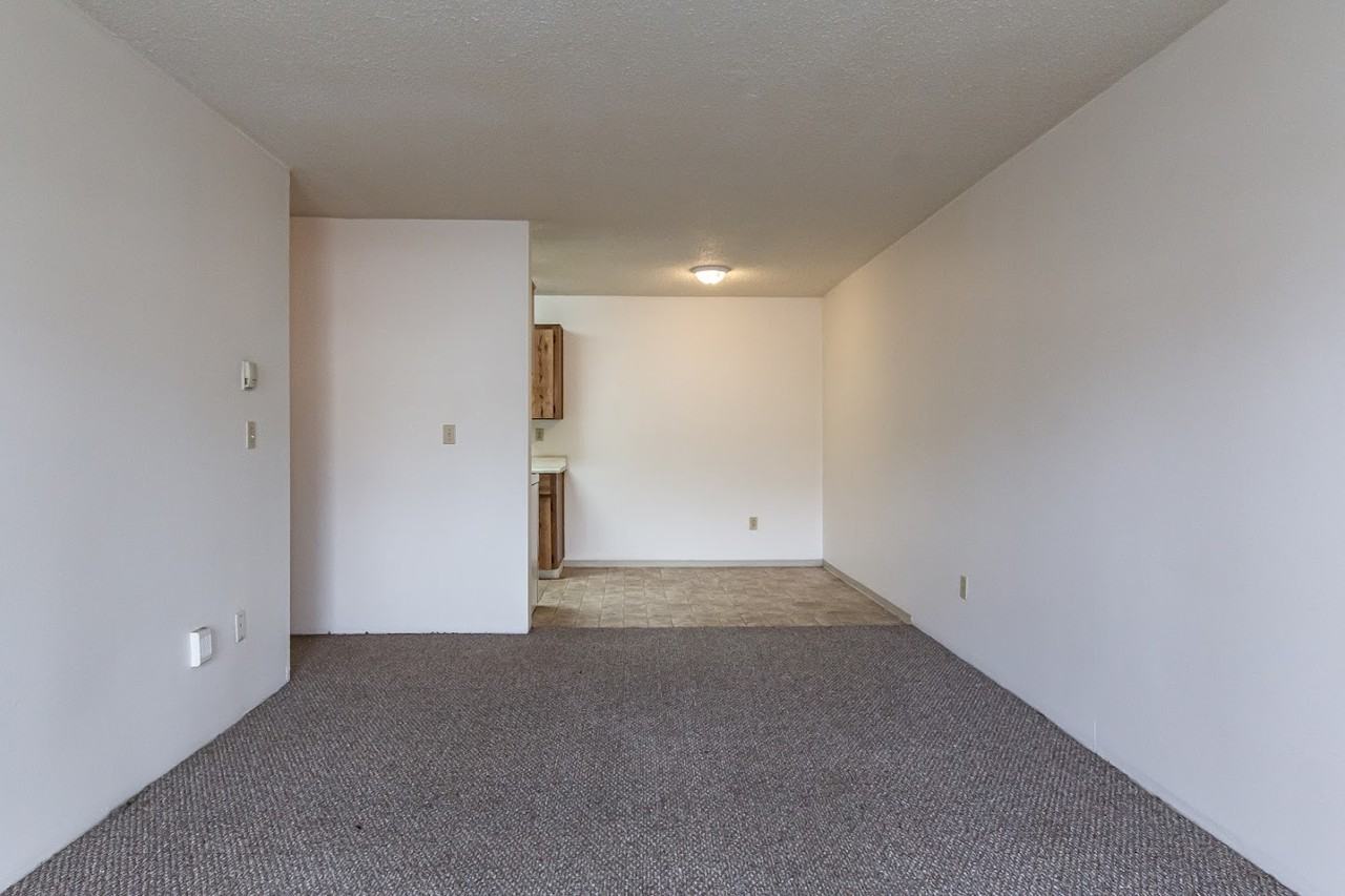 Sunridge Apartments - Photo 4 of 13