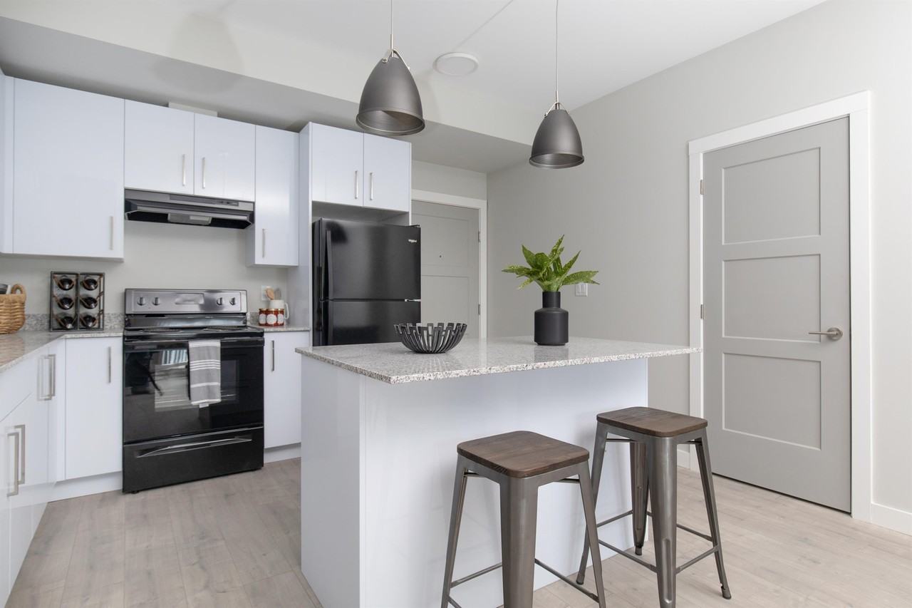 Magdalena - Photo 3 of 19