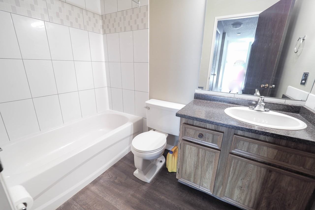 Heritage Manor - Photo 7 of 10