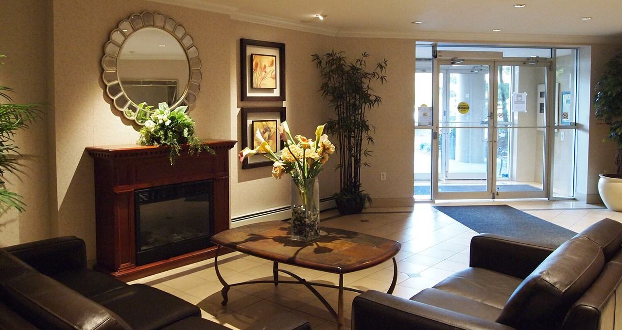 565 Proudfoot Place - Photo 5 of 21