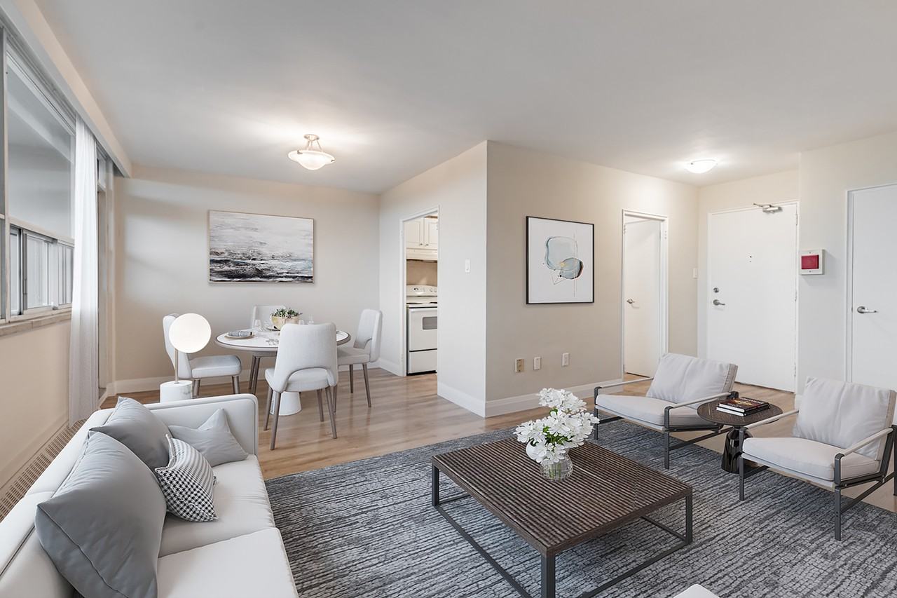 569 Sheppard Avenue West - Photo 7 of 16