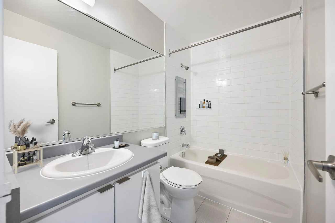 420 Central Avenue - Photo 7 of 11