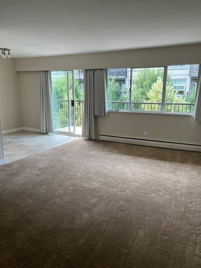 Braemar Court - Photo 5 of 17