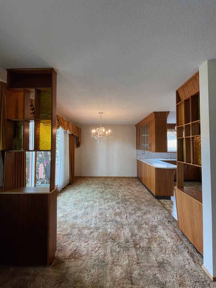 12411 87 St NW, Edmonton, AB - Photo 2 of 35