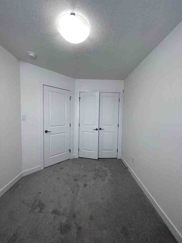 2710 66 St Sw - Photo 5 of 50