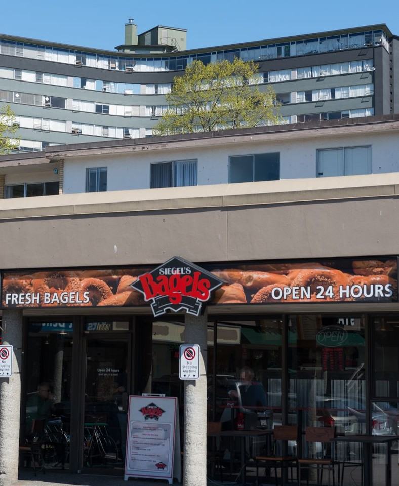 Parkview Towers - Photo 5 of 23