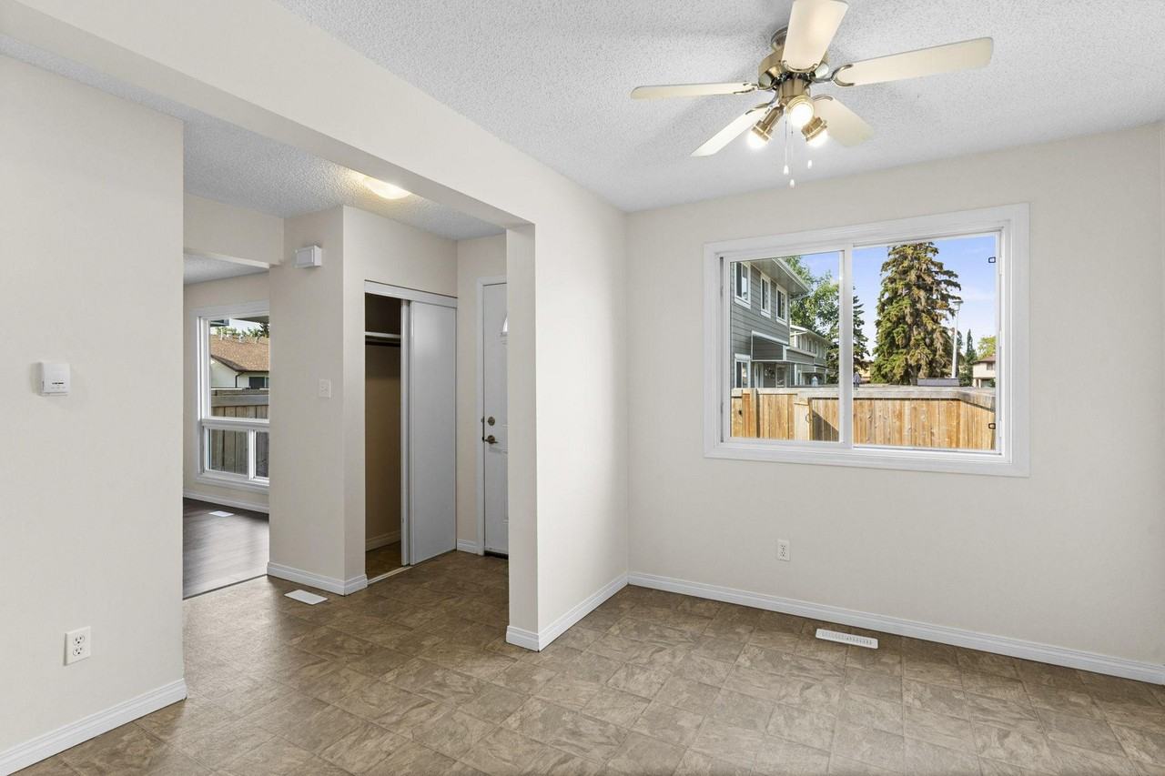 Lymburn Lane 3 Bed Townhomes | Water and Gas are not included | No Dog Allowed | Parking Included - Photo 3 of 28