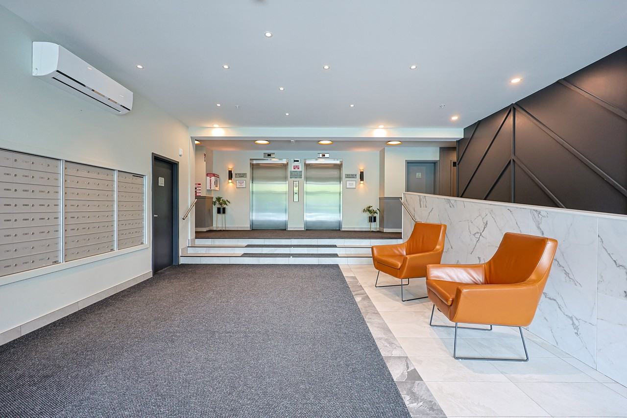 Complexe Celeste - Photo 6 of 50