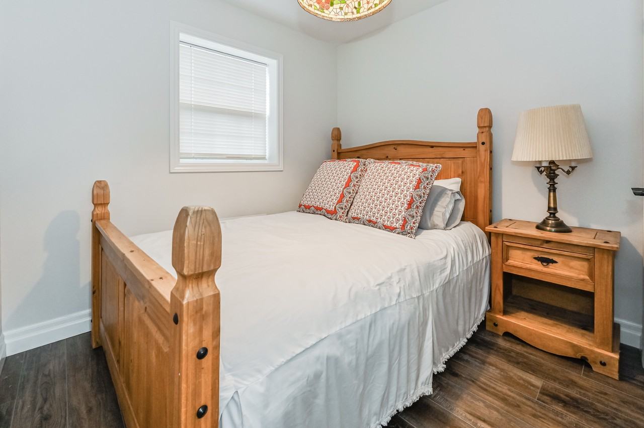 2014 Edinburgh Drive - Photo 2 of 43