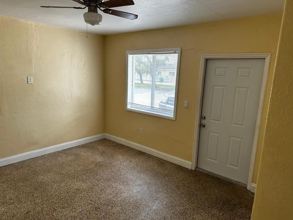 1301 Sharazad Blvd - Photo 5 of 10