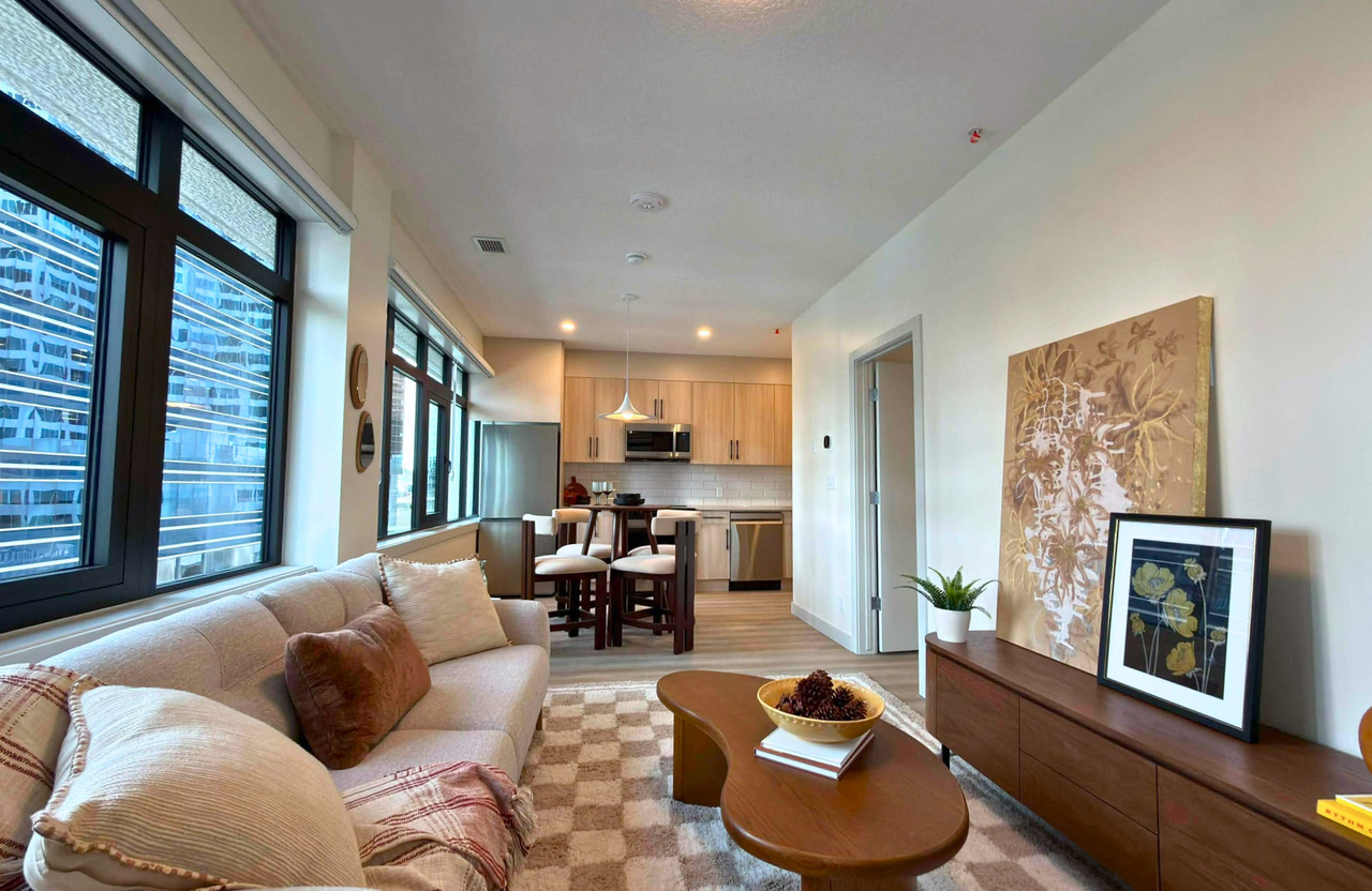 Eau Claire Residences - Photo 6 of 50